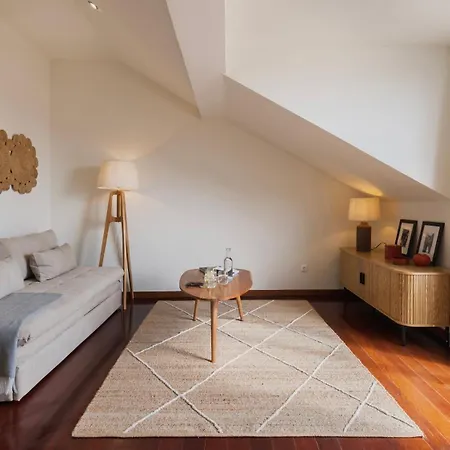 Authentic Living With A View By Lovelystay Apartment