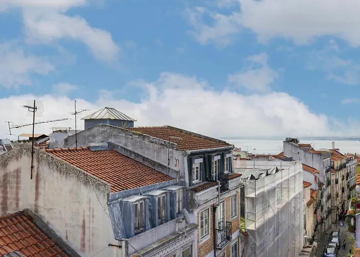 شقة Authentic Living With A View By Lovelystay