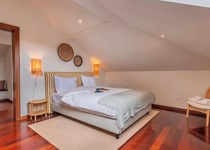 Authentic Living With A View By Lovelystay شقة *