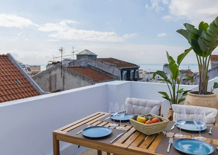 شقة Authentic Living With A View By Lovelystay Lisboa