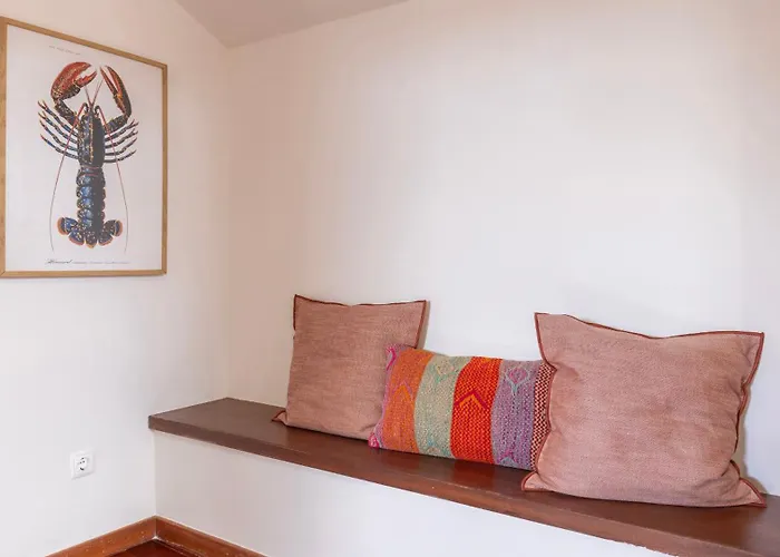 Authentic Living With A View By Lovelystay شقة Lisboa