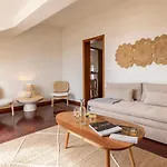 Authentic Living With A View By Lovelystay Lägenhet *