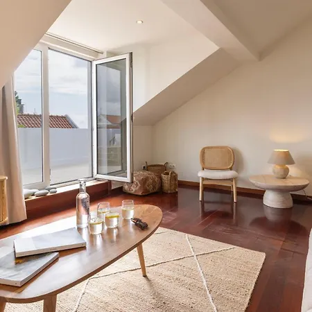Authentic Living With A View By Lovelystay * Lisboa