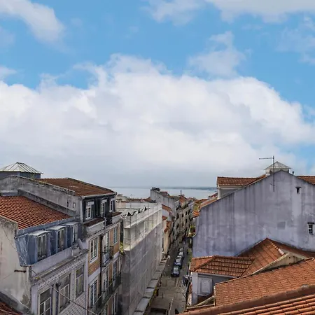 Authentic Living With A View By Lovelystay Lägenhet Lisboa